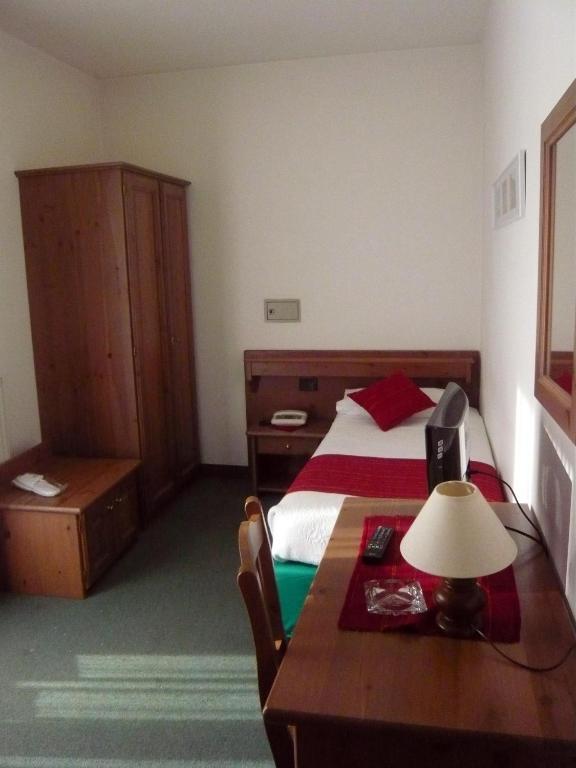 Cadria Nature & Bike Hotel Lenzumo di Concei Quarto foto